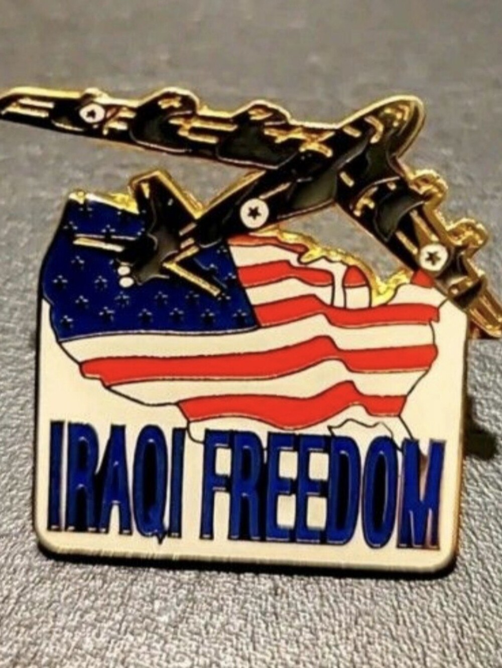 9/11 WTC NEW YORK IRAQ WAR IRAQI FREEDOM USAF B52 USA Lapel Pin Rare Vintage